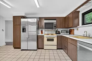 45 Shady Ln, Bardonia, NY 10954 - Photo 8