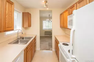 25 Village Park Dr, Fishkill, NY 12524 - Photo 22