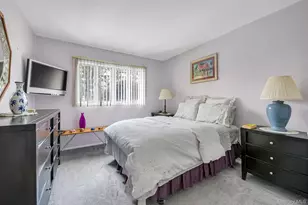 1 Crystal Dr, Great Neck, NY 11021 - Photo 14