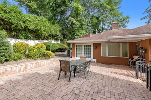 1 Crystal Dr, Great Neck, NY 11021 - Photo 20