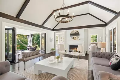 1570 Journeys End Road, Croton on Hudson, NY 10520 - Photo 8