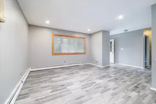 118 Coolidge Ave, Amityville, NY 11701 - Photo 4