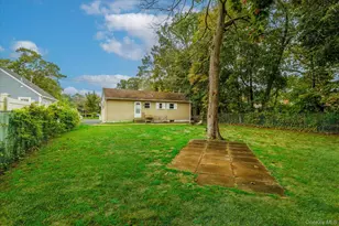 118 Coolidge Ave, Amityville, NY 11701 - Photo 24