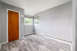 118 Coolidge Ave, Amityville, NY 11701 - Photo 14