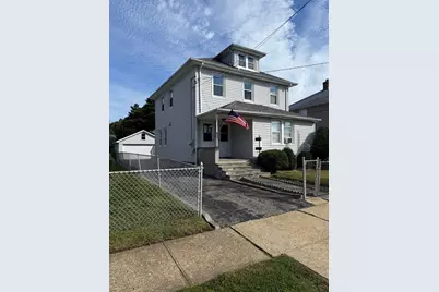 11 North Street, Glen Cove, NY 11542 - Photo 1