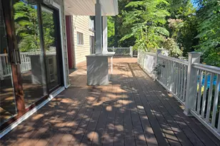 32 Valley Rd, Old Westbury, NY 11568 - Photo 10