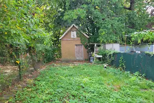 50-16 Kissena Blvd, Flushing, NY 11355 - Photo 12