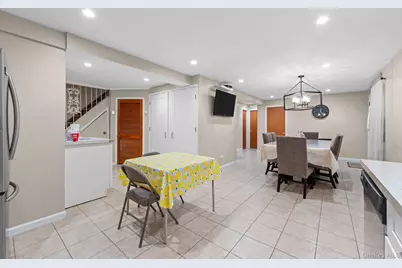 1518 Bayview Avenue, Bronx, NY 10465 - Photo 12