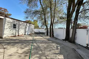 200 St Regis Dr, Massapequa, NY 11762 - Photo 14