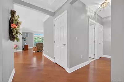 423 Regency Drive, Fishkill, NY 12524 - Photo 6