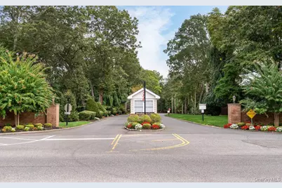 182 Strathmore Gate Drive, Stony Brook, NY 11790 - Photo 20