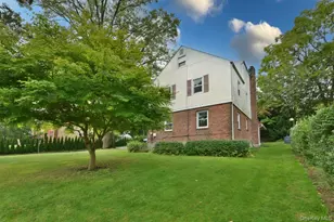 106 Grandview Ave, Great Neck, NY 11020 - Photo 30