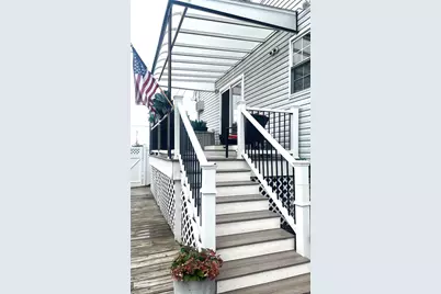 6261 Decosta Avenue, Arverne, NY 11692 - Photo 10