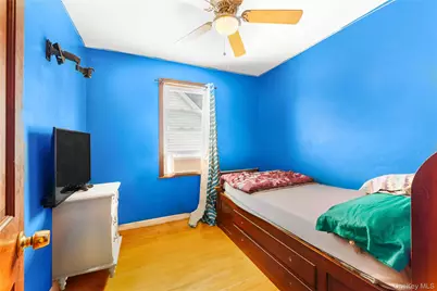 18317 144th Avenue, Springfield Gardens, NY 11413 - Photo 12