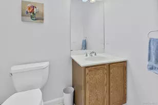 67 Stoneleigh Dr, Riverhead, NY 11901 - Photo 12