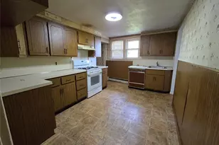 229 Rushmore Ave, Carle Place, NY 11514 - Photo 12