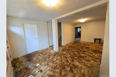 229 Rushmore Avenue, Carle Place, NY 11514 - Photo 4