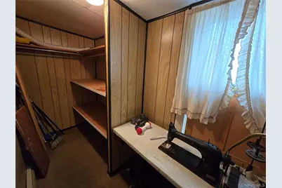 229 Rushmore Avenue, Carle Place, NY 11514 - Photo 10