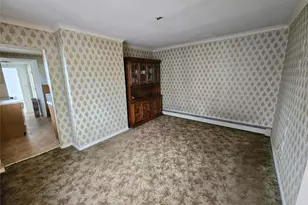 229 Rushmore Ave, Carle Place, NY 11514 - Photo 8