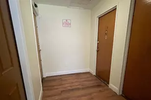 3 C Hemlock Dr, Bay Shore, NY 11706 - Photo 2