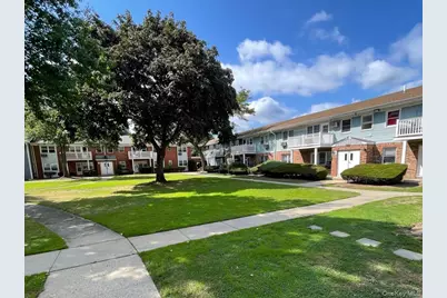 3C Hemlock Drive, Bay Shore, NY 11706 - Photo 1