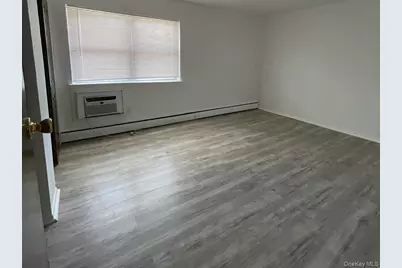3C Hemlock Drive, Bay Shore, NY 11706 - Photo 6