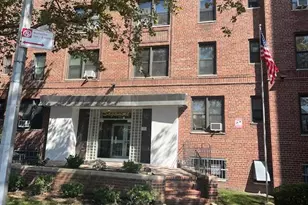 84-31 Van Wyck Expressway, Briarwood, NY 11435 - Photo 18