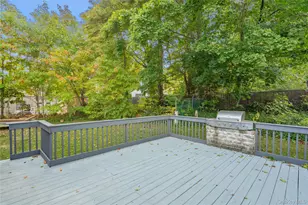 660 Rosevale Ave, Ronkonkoma, NY 11779 - Photo 14