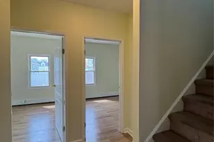 1361 Star Ave, Elmont, NY 11003 - Photo 14