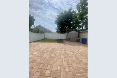 1361 Star Avenue, Elmont, NY 11003 - Photo 6