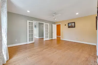 506 Moriches Middle Island Road, Manorville, NY 11949 - Photo 36