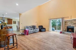 506 Moriches-Middle Island Road, Manorville, NY 11949 - Photo 18