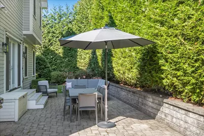 635 Bleeker Avenue, Mamaroneck, NY 10543 - Photo 30