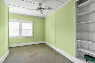 9450 Old Sound Ave, Mattituck, NY 11952 - Photo 24