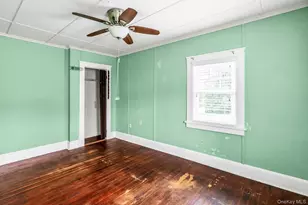 9450 Old Sound Ave, Mattituck, NY 11952 - Photo 26