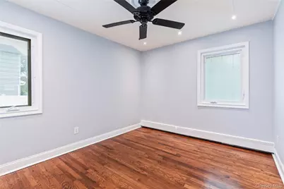 348 Hauser Avenue, Holbrook, NY 11741 - Photo 14