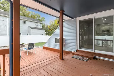 348 Hauser Avenue, Holbrook, NY 11741 - Photo 28