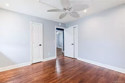 348 Hauser Avenue, Holbrook, NY 11741 - Photo 16