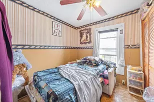 21 Thames St, Brooklyn, NY 11206 - Photo 12