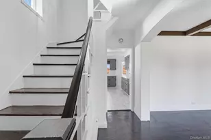 11 Whittemore Pl, Rye Brook, NY 10573 - Photo 8