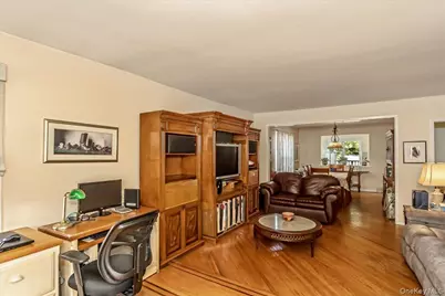 90 Jackson Road, Valley Stream, NY 11581 - Photo 8