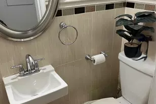 993 Duncan St, Bronx, NY 10469 - Photo 16