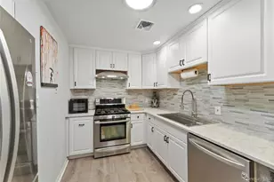 147 I U Willets Rd, Albertson, NY 11507 - Photo 8