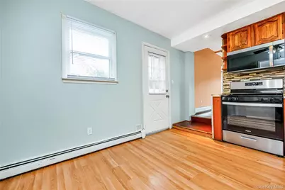 38 Woodmont Place, Farmingville, NY 11738 - Photo 6