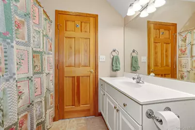 4 Hamlet Way, Hopewell Junction, NY 12533 - Photo 36