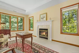 4 Hamlet Way, Hopewell Junction, NY 12533 - Photo 10