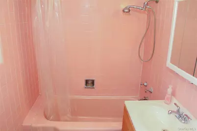 117 N Grove Street, Freeport, NY 11520 - Photo 32