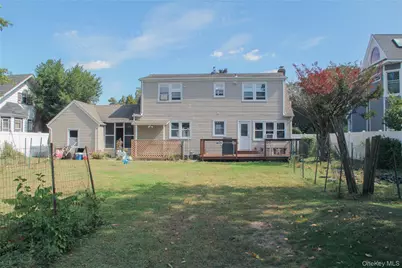 117 N Grove Street, Freeport, NY 11520 - Photo 6