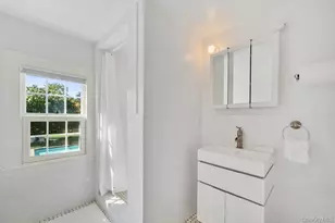 46 Bellport Ln, Bellport, NY 11713 - Photo 18