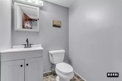 6 Mulberry Avenue, New York, NY 10314 - Photo 10